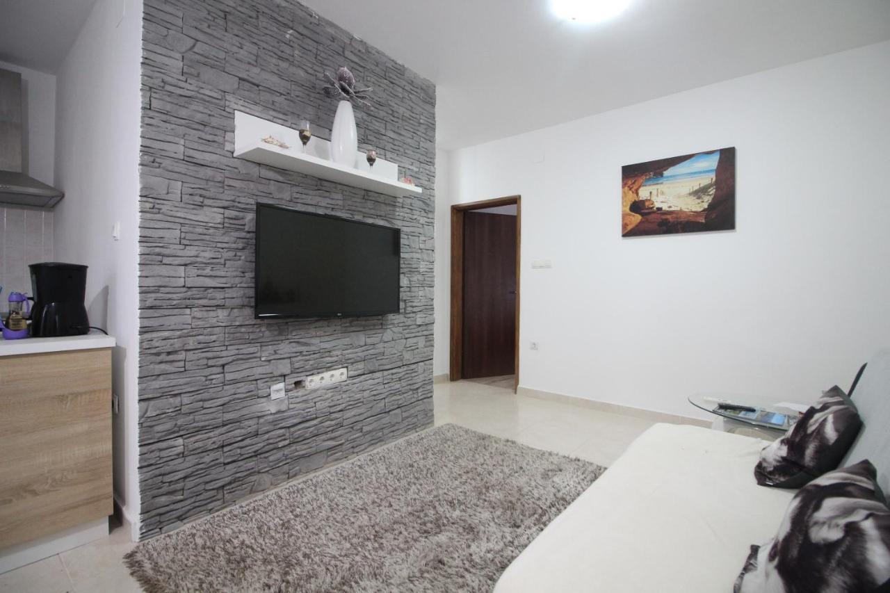Apartments Adriana Bilice Zewnętrze zdjęcie