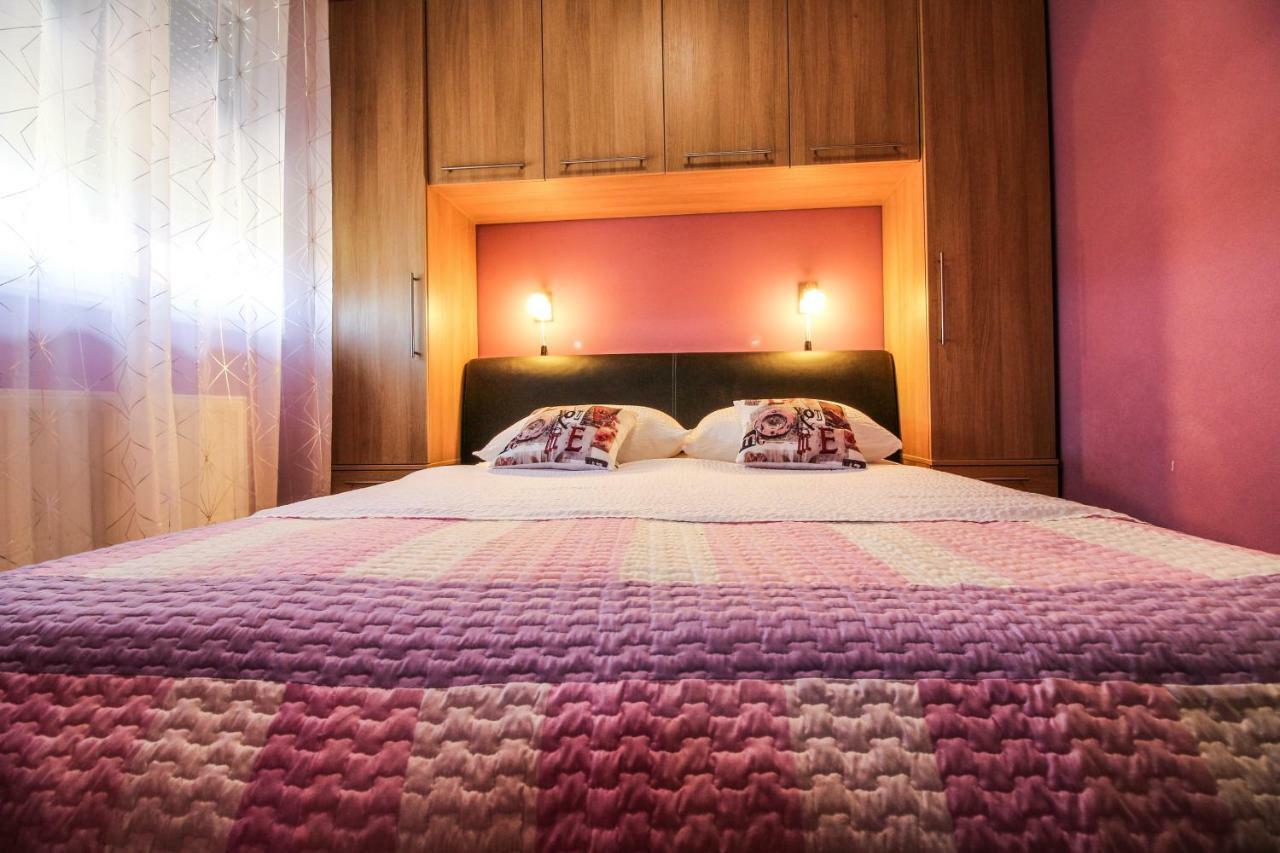 Apartments Adriana Bilice Zewnętrze zdjęcie